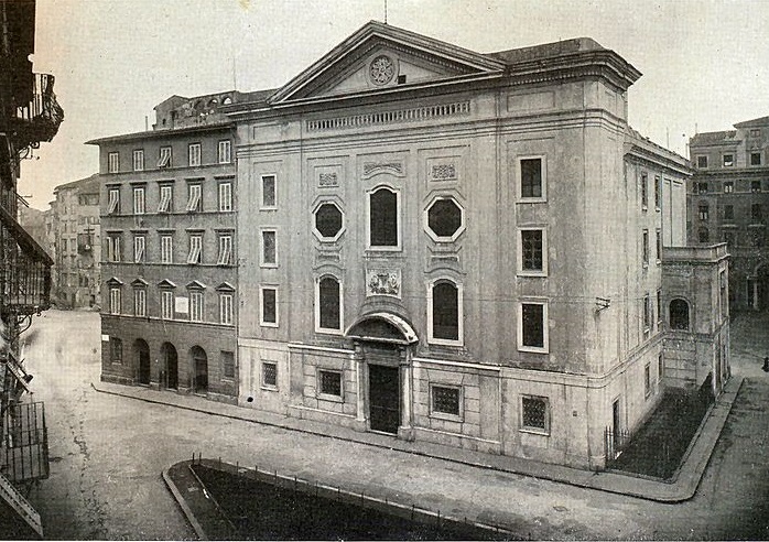 The old synagogue in Livorno before 1944.