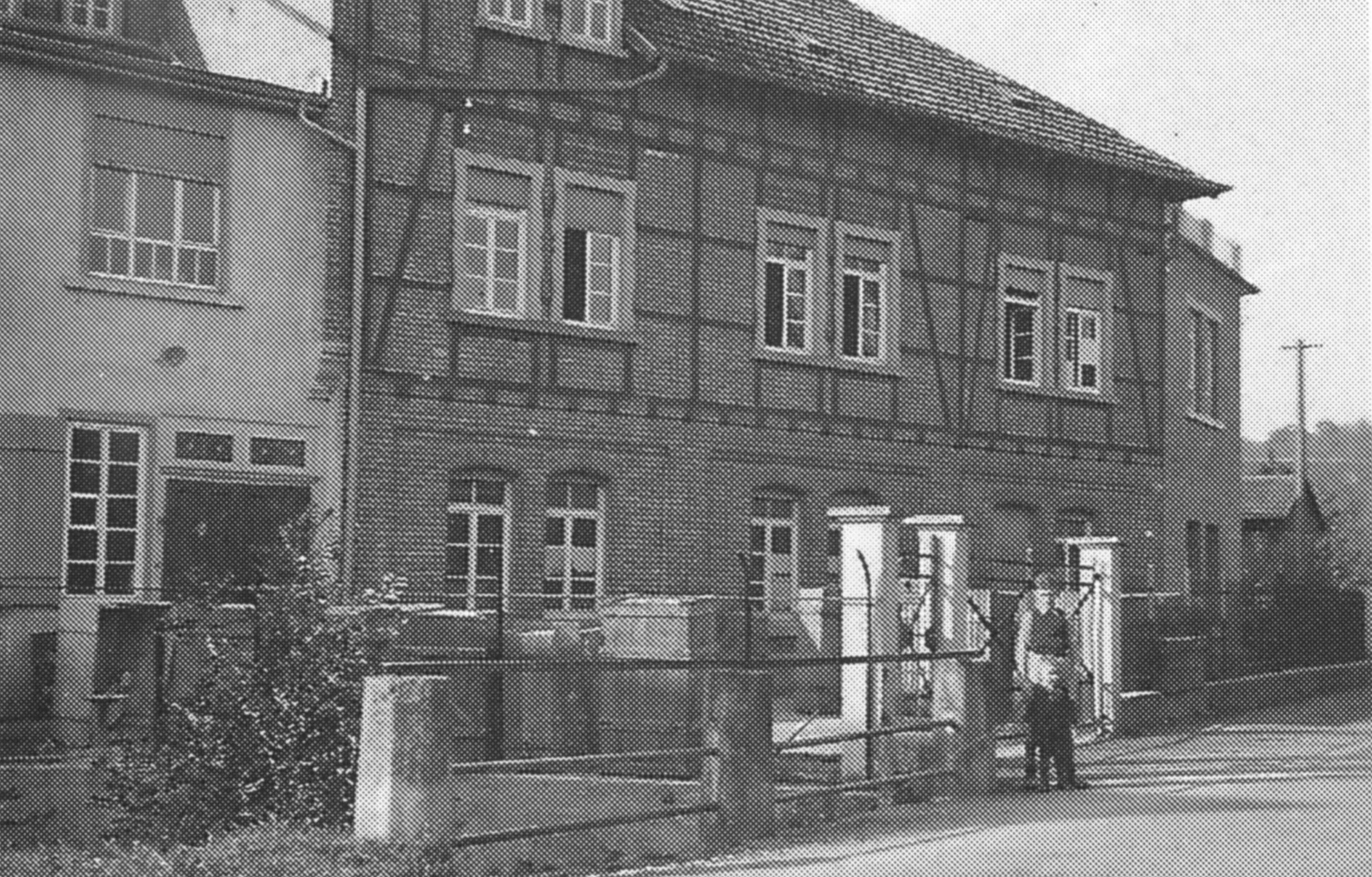 The mechanical color weaving mill in Bronnweiler in the 1920s.