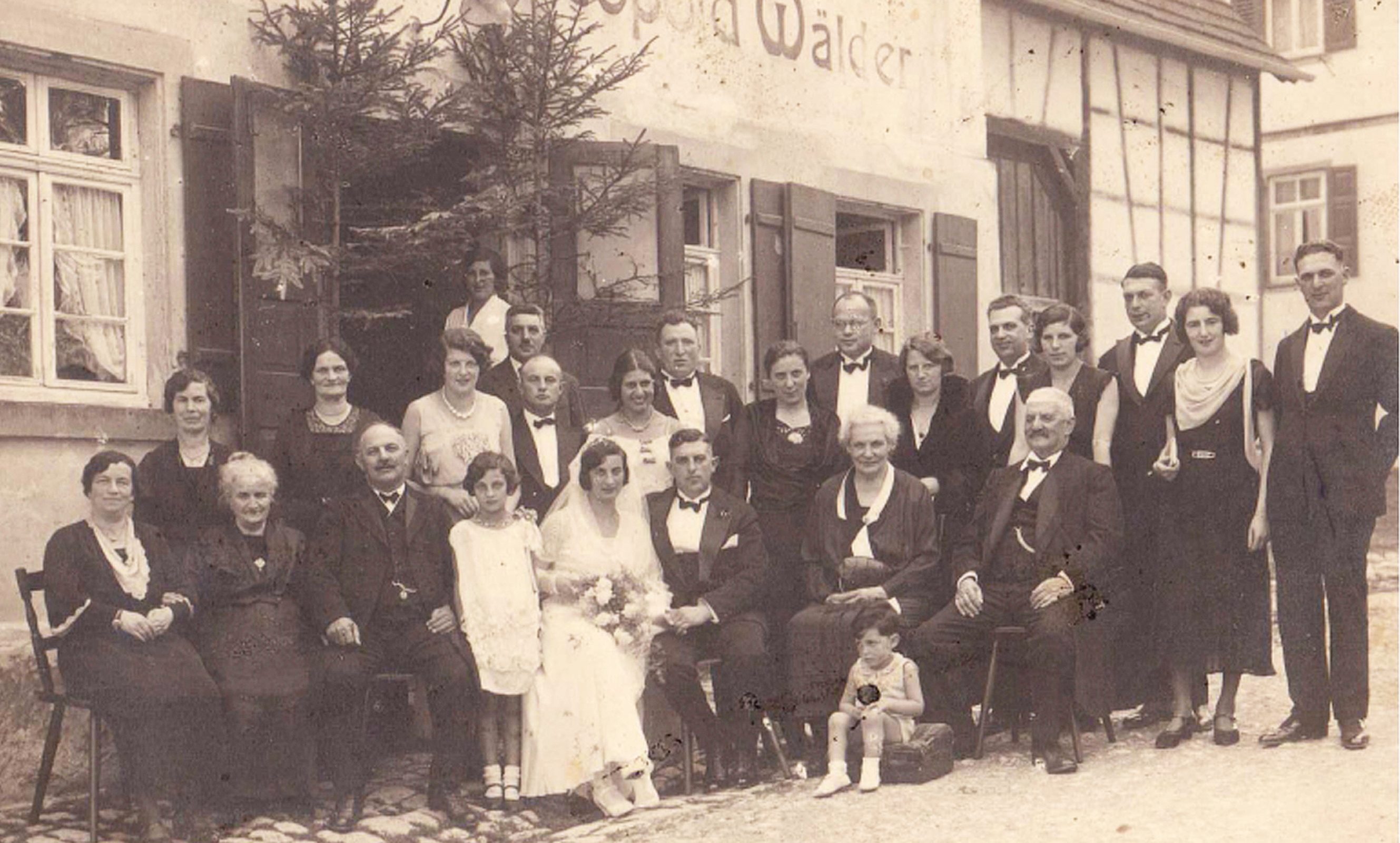 Hochzeit von Ilses Schwester Hella Wälder und Reinhard Löwengart.