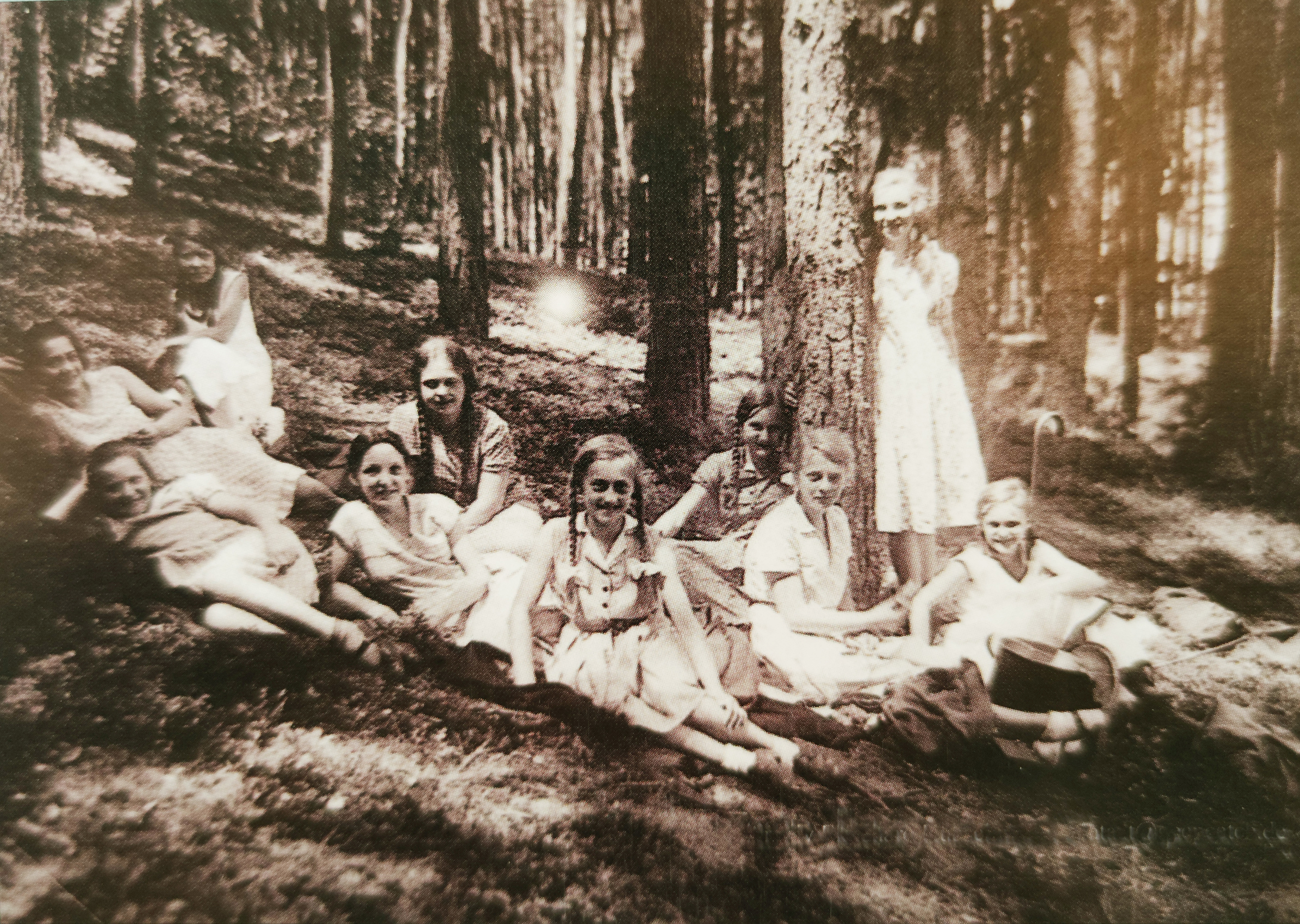Hiking trip around 1934. Ruth Schmalzbach, leftmost, with her classmates.