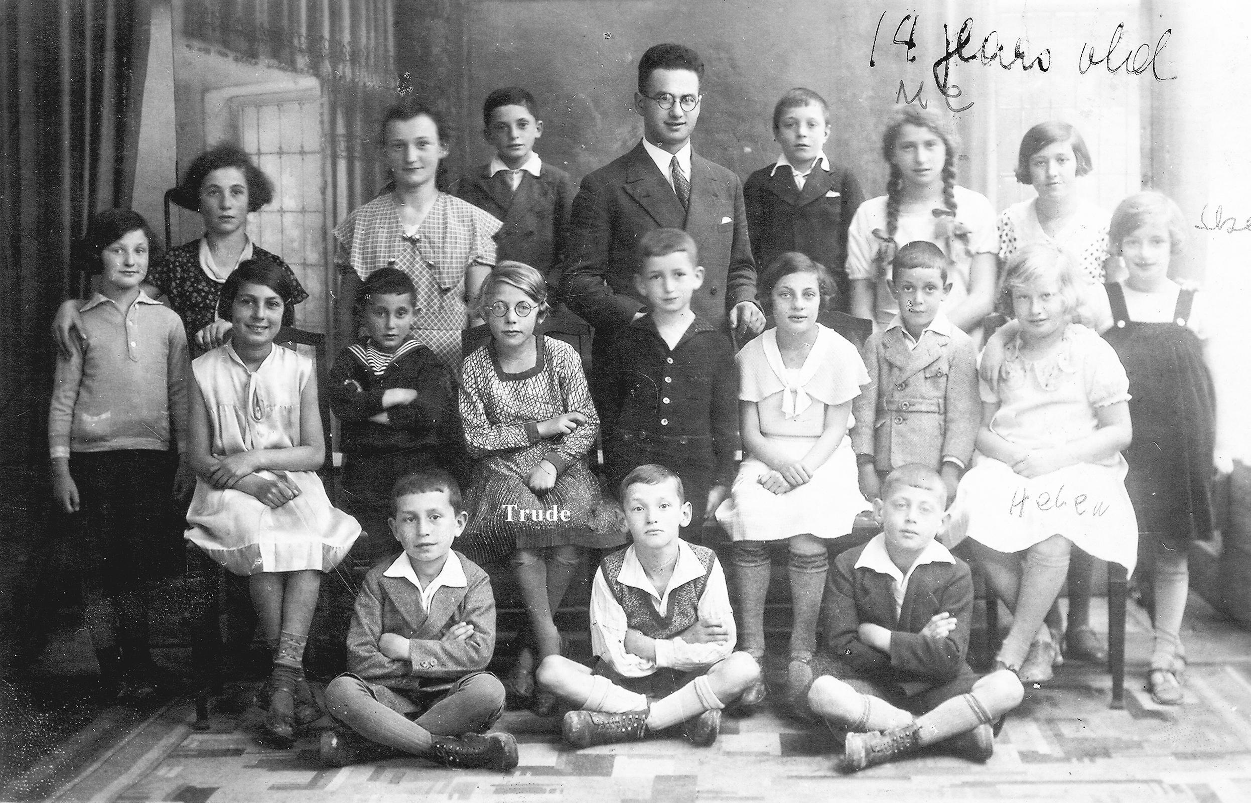 The Rexingen Jewish elementary school, 1933.
